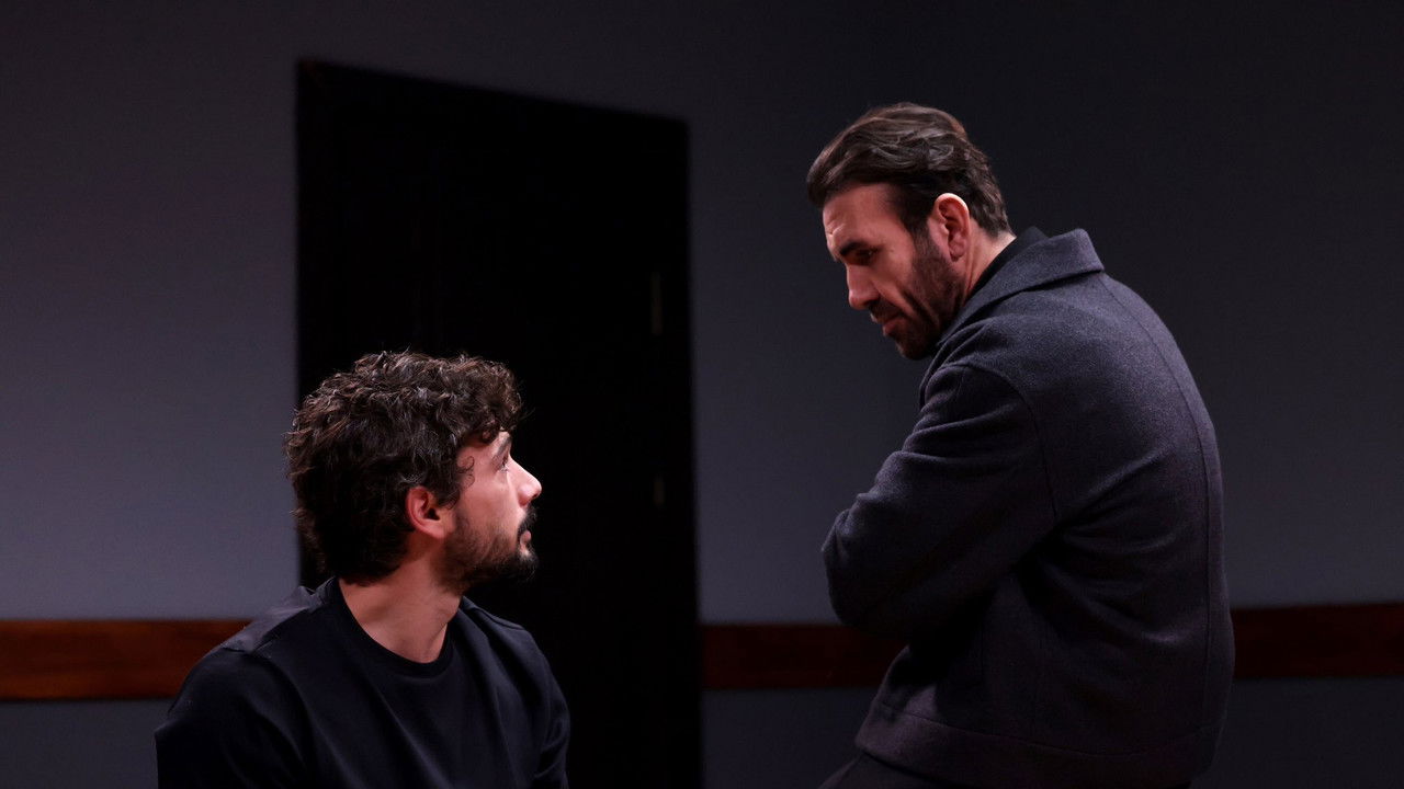 تحت الأرض مترجم